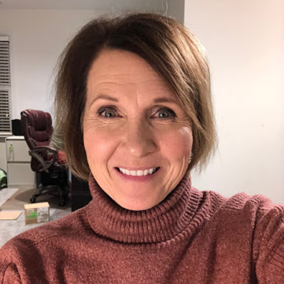 Meet your Posher, Melanie - Picture 1 of 1